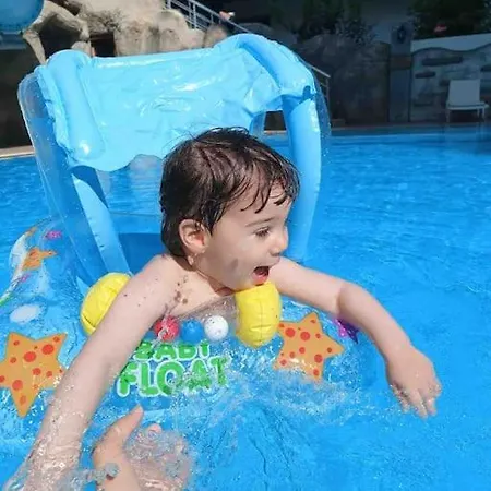 Deniz Manzarali Havuzlu Apartamento Alanya